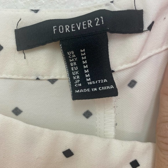 F21 Diamond Dot Slacks - Picture 5 of 6